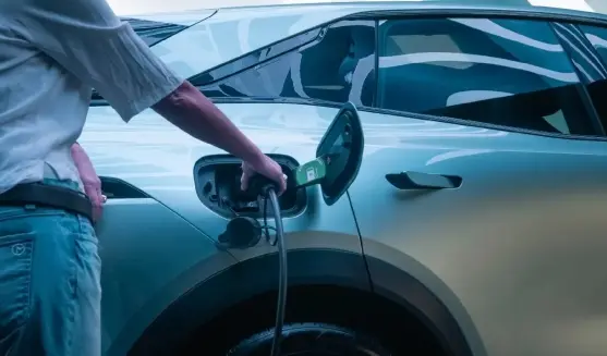 Electrolineras y carga de autos eléctricos en Perú: lo que necesitas saber